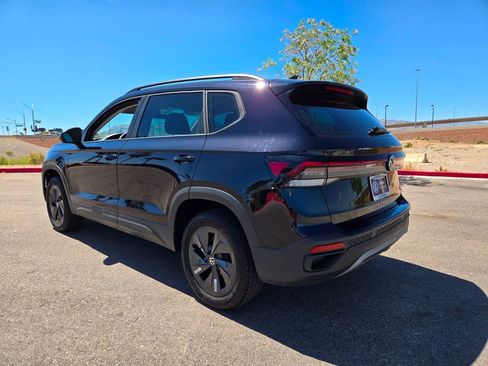 Used 2025 Volkswagen Taos S FWD image 5