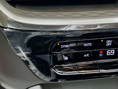 New 2026 Buick Encore GX Avenir w/ Avenir Technology Package image 18