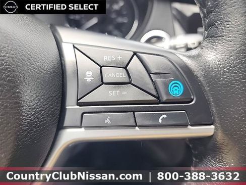 Certified 2019 Nissan Rogue SV w/ Premium Package AWD/4WD image 18