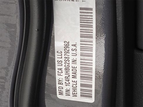 New 2025 Jeep Grand Cherokee Limited image 16