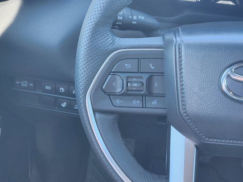 Used 2025 Toyota Tundra Limited image 28