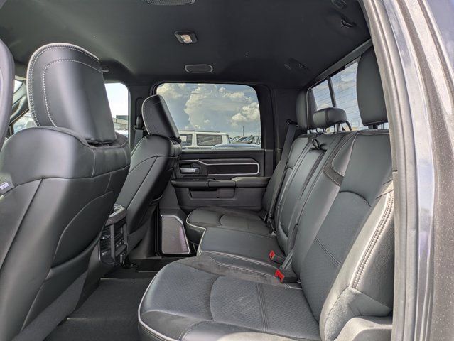 New 2026 RAM 2500 Laramie AWD/4WD image 13