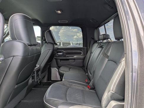New 2026 RAM 2500 Laramie AWD/4WD image 13