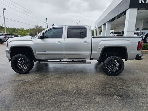 Used 2018 GMC Sierra 1500 SLT AWD/4WD image 2