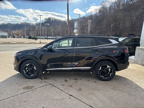 New 2026 Kia Sportage EX image 4