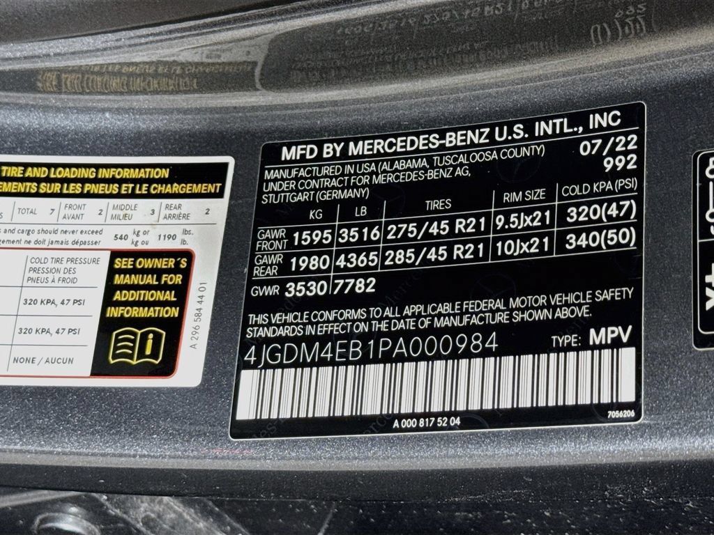 Used 2023 Mercedes-Benz EQS 580 4MATIC SUV image 45
