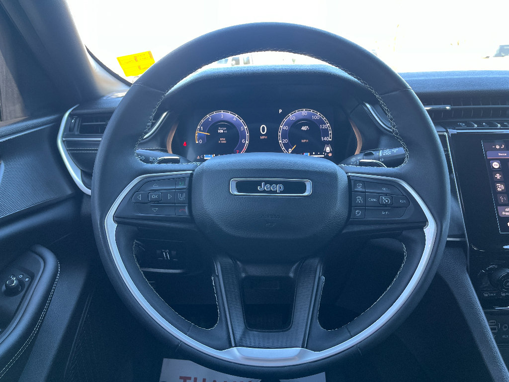 Used 2023 Jeep Grand Cherokee Altitude AWD/4WD image 38