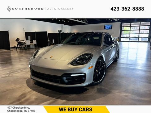 Used 2023 Porsche Panamera image 1