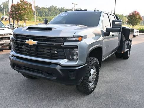 Used 2025 Chevrolet Silverado 3500 W/T w/ WT Convenience Package AWD/4WD image 3