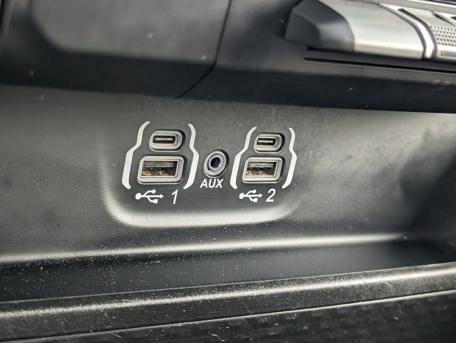 Used 2024 RAM 1500 Laramie AWD/4WD image 27