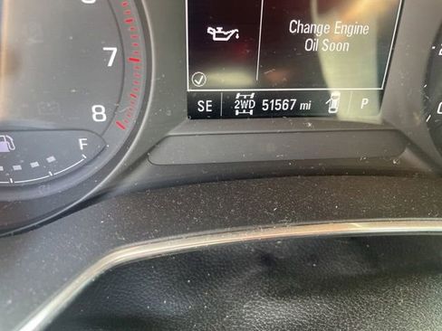 Used 2022 Chevrolet TrailBlazer LT w/ Driver Confidence Package AWD/4WD image 3