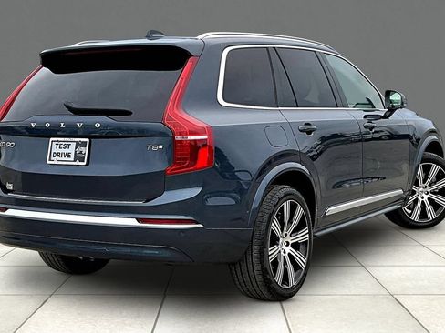 Used 2025 Volvo XC90 T8 Plus w/ Protection Package Premier AWD/4WD image 2