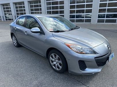 Used 2013 MAZDA MAZDA3 i SV w/ Convenience Pkg