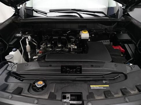 Certified 2023 Nissan Pathfinder SV w/ SV Premium Package image 3