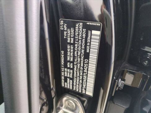 New 2026 Porsche Macan S image 30