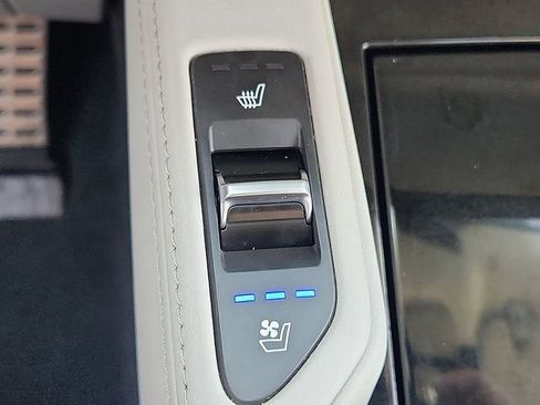 Used 2020 Kia Telluride SX w/ SX Prestige Package image 25