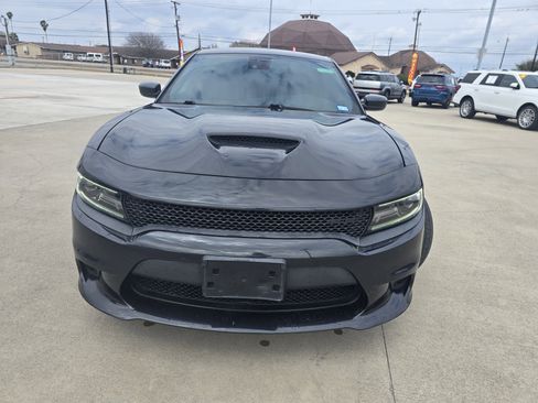 Used 2018 Dodge Charger R/T w/ Premium Group image 8