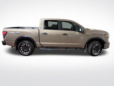 Used 2021 Nissan Titan PRO-4X w/ Pro-4x Convenience Package image 3