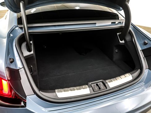 Used 2022 Audi e-tron GT Premium Plus image 23