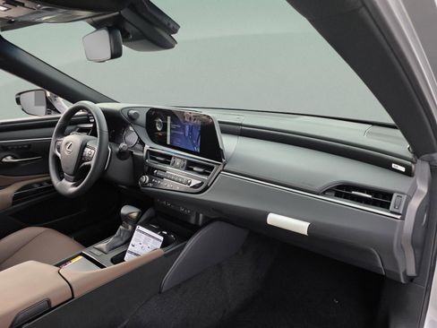 New 2025 Lexus ES 350 w/ Premium Package image 22