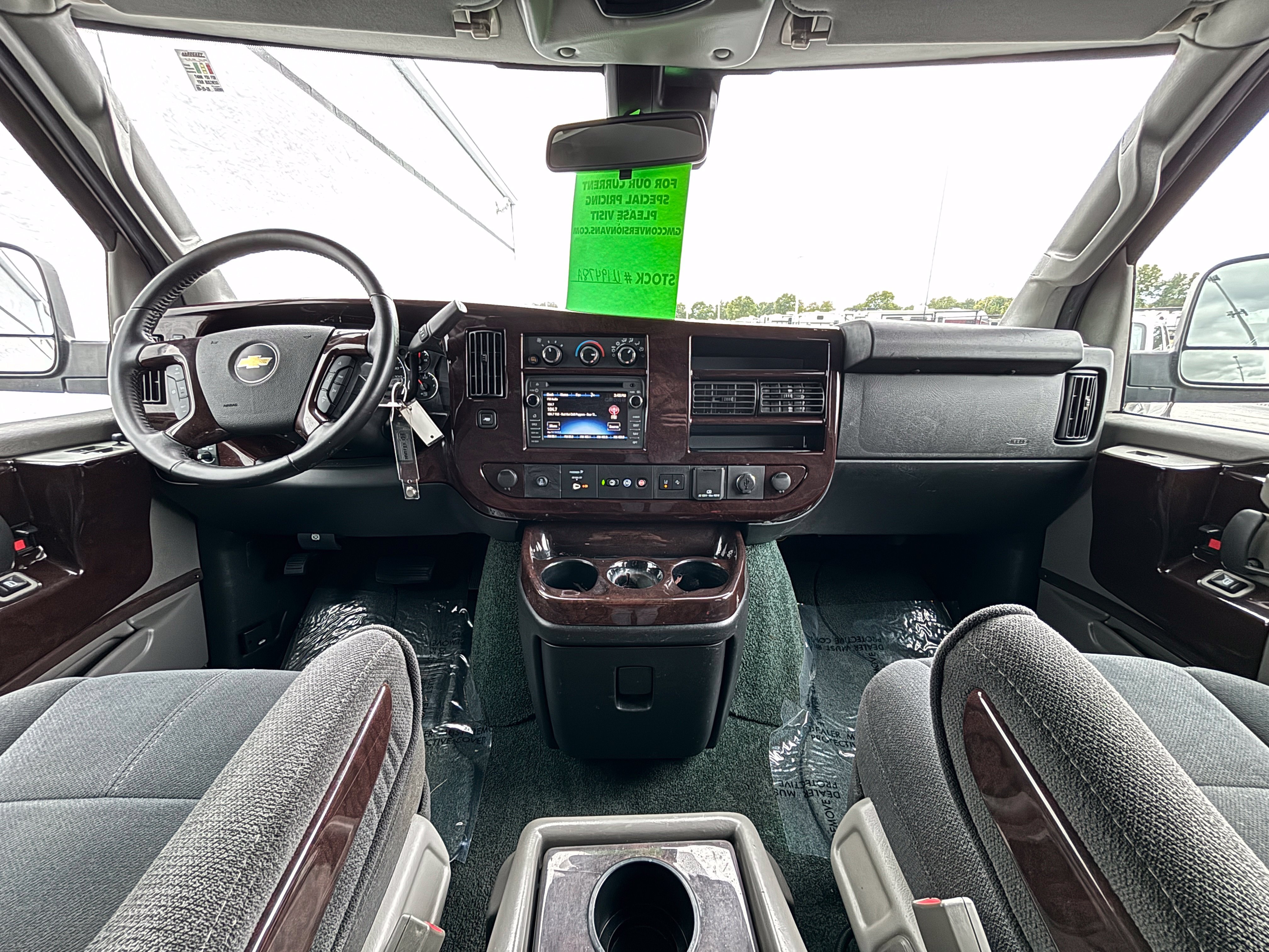 Used 2019 Chevrolet Express 2500 w/ Enhanced Convenience Package RWD image 24