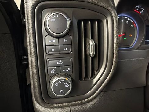 Used 2020 Chevrolet Silverado 1500 Custom Trail Boss w/ Custom Convenience Package AWD/4WD image 22