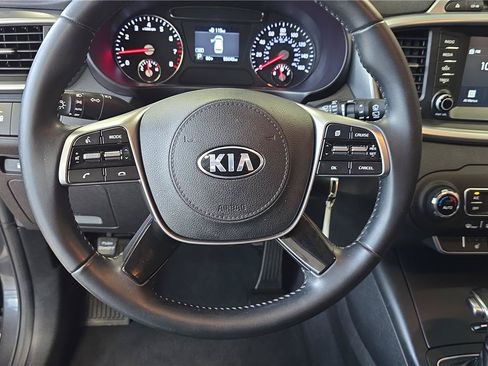 Used 2019 Kia Sorento FWD w/ LX Convenience Package image 26
