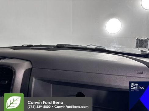 Used 2018 RAM 2500 Tradesman w/ Chrome Appearance Group image 31