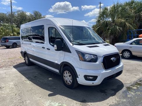 Used 2024 Ford Transit 350 XLT RWD image 3