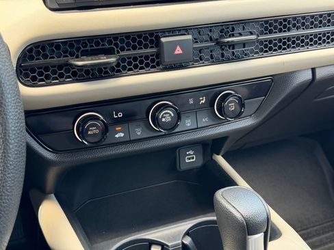Used 2024 Honda HR-V LX image 25