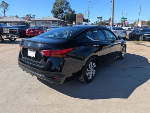 Used 2019 Nissan Altima 2.5 S FWD image 6