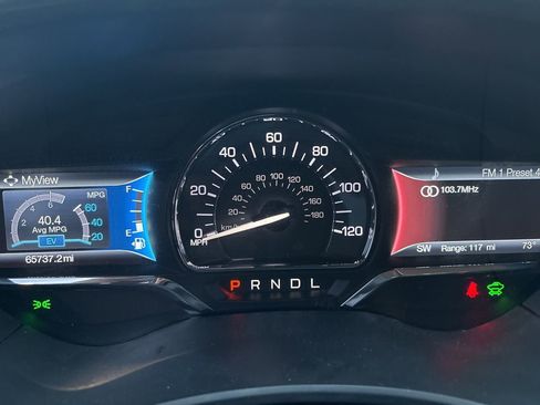 Used 2019 Lincoln MKZ Premiere image 24