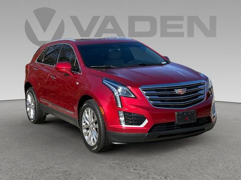 Used 2019 Cadillac XT5 Luxury image 1