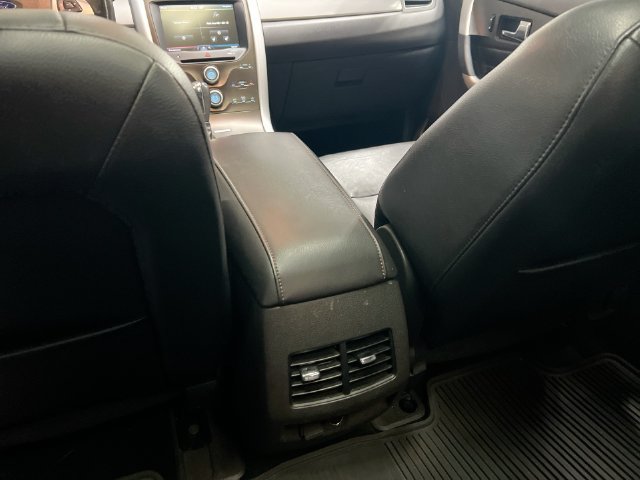 Used 2013 Ford Edge SEL FWD image 26