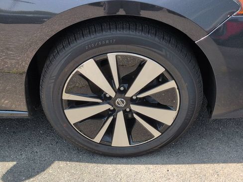 Used 2022 Nissan Altima 2.5 SV w/ SV Premium Package AWD/4WD image 27