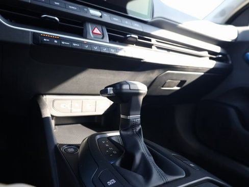 New 2025 Kia K4 LXS image 23