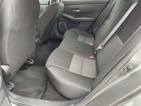 Used 2023 Nissan Sentra SV image 10