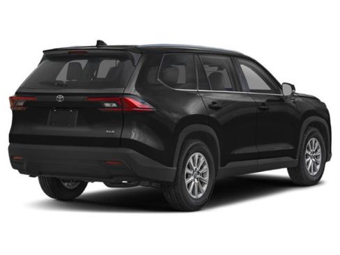 Used 2024 Toyota Grand Highlander AWD image 2