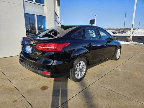Used 2018 Ford Focus SE image 6