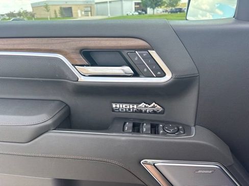 New 2026 Chevrolet Silverado 1500 High Country AWD/4WD image 14