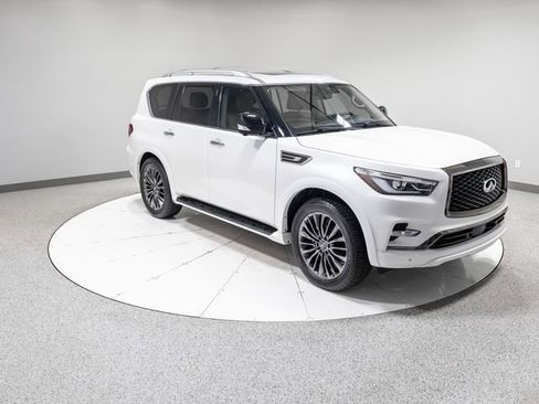 Used 2024 INFINITI QX80 Premium Select w/ Cargo Package image 35