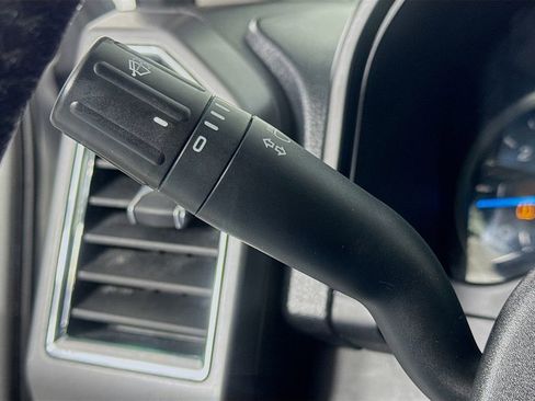 Used 2015 Ford F150 XLT w/ Equipment Group 302A Luxury image 12