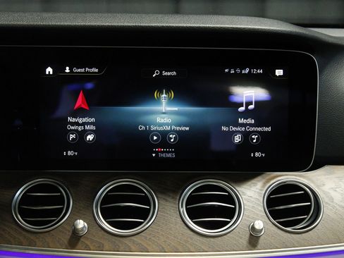 Used 2022 Mercedes-Benz E 350 4MATIC Sedan image 37