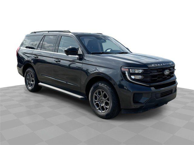 Used 2025 Ford Expedition Active RWD image 1