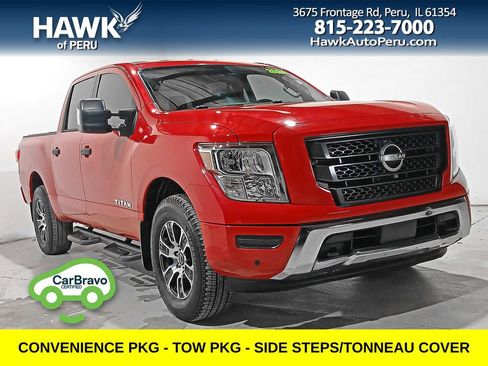 Used 2024 Nissan Titan SV w/ SV Convenience Package image 1