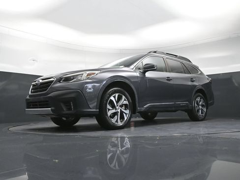 Used 2021 Subaru Outback Limited XT w/ Popular Package #2 AWD/4WD image 45