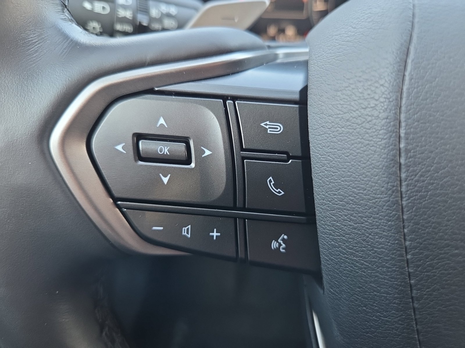 Used 2025 Lexus NX 350 AWD w/ Accessory Package (2T) image 25
