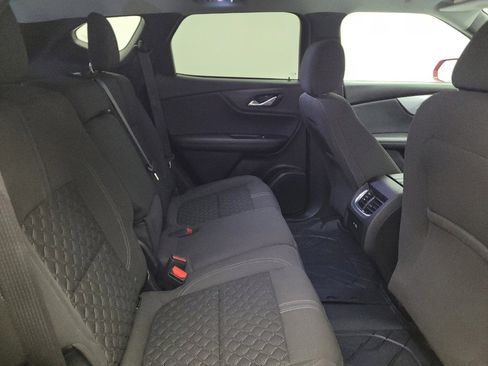 Used 2019 Chevrolet Blazer LT FWD image 19