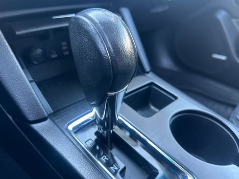 Used 2018 Subaru Outback 2.5i Limited image 21