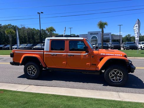 New 2026 Jeep Gladiator Rubicon AWD/4WD image 3